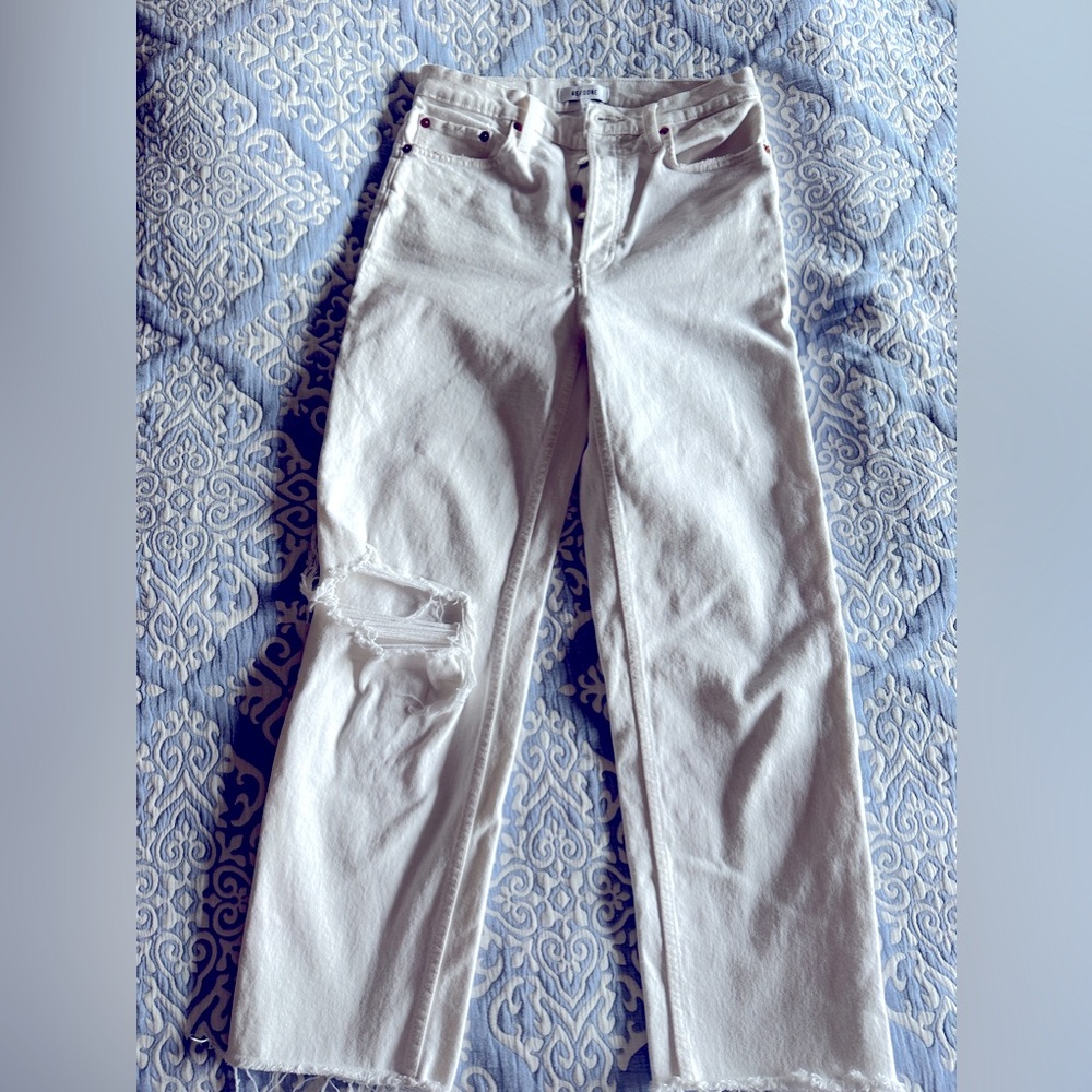Re-Done Size 28 high waisted skinny Jeans in white